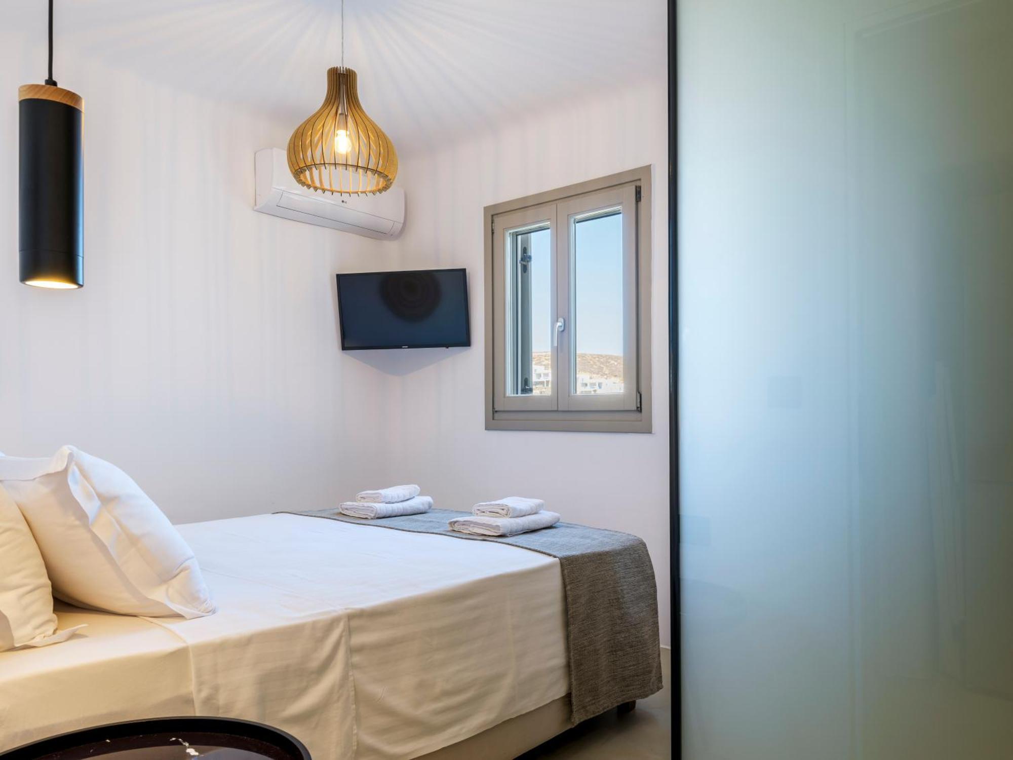 The Mykonist Merchia Beach Villas & Suites Exterior foto